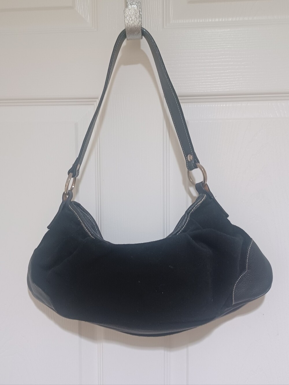 Tiffany & Fred Paris Classic Black Suede Shoulder Hobo with Tassel Detail - Picture 6 of 9
